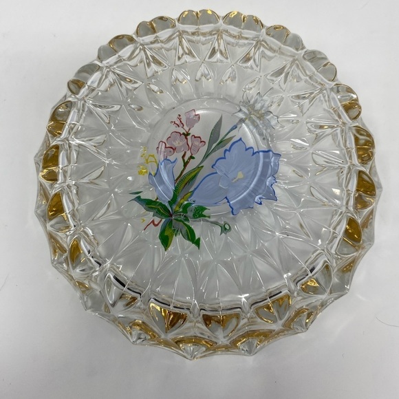 Vintage Glass Ashtray Hand-painted with Gold Rimmed Edges - Picture 5 of 5